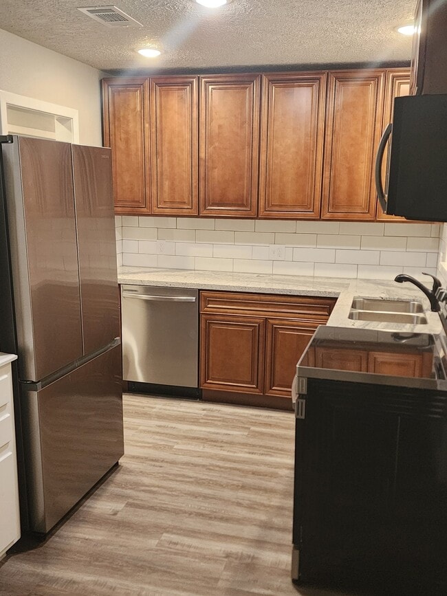Photo - 610 Tovrea Rd
