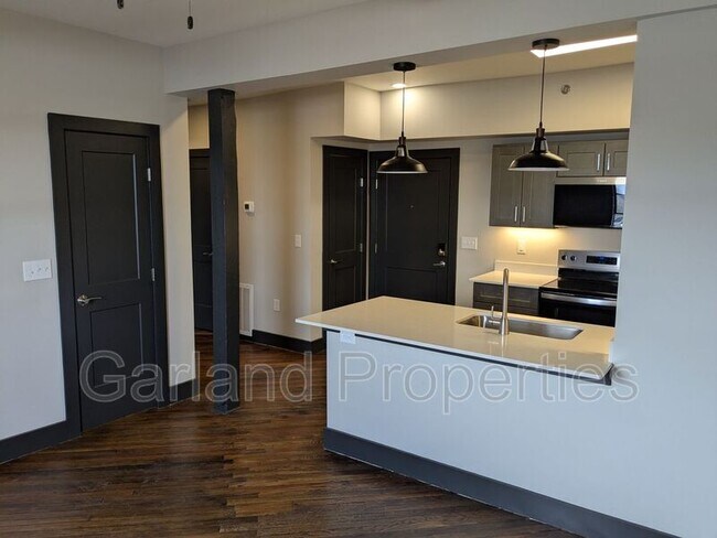 Photo - 34 1st St NE Unit Apt 305