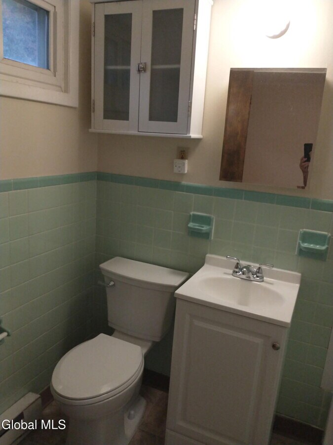 Photo - 6659 NY-32 Unidad A