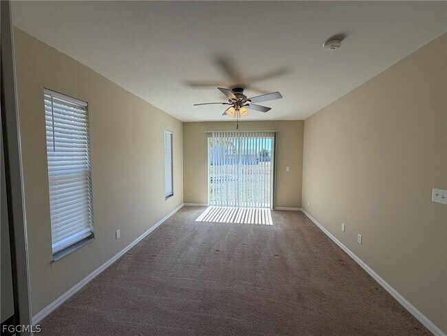 Photo - 414 SE 7th St