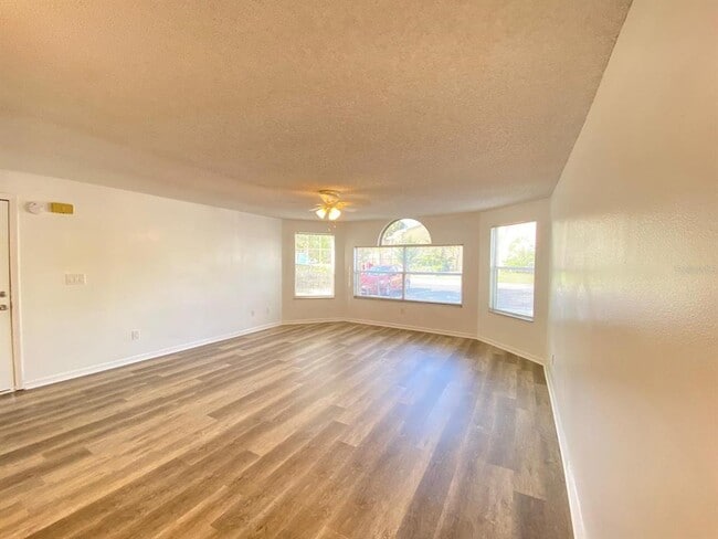 Photo - 2751 N Poinciana Blvd Unit 27