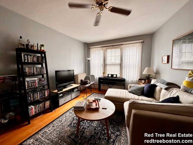 Photo - 370 Chestnut Hill Ave Unit 1