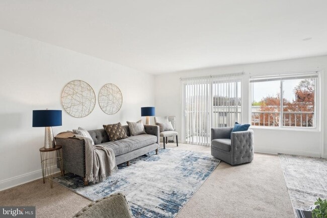 Photo - 1005 Chillum Rd Unidad 402