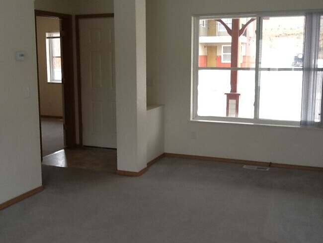 Photo - Three Bedroom Home in Canyon Creek