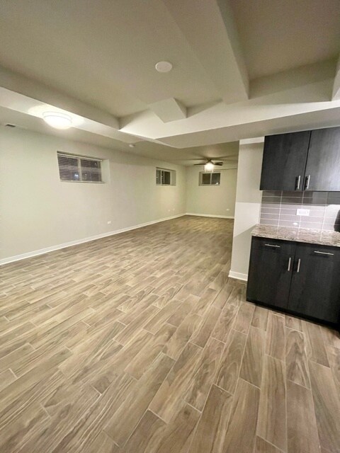 Photo - 1947 W Sunnyside Ave Unit GDN