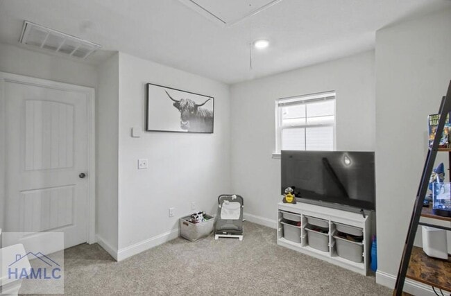 Photo - 1052 Grayson Ave