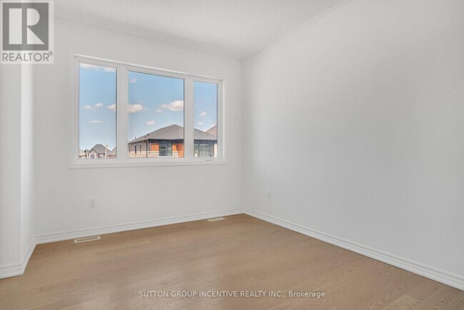 Photo - 59 Suzuki St