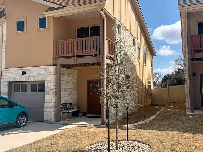 Building Photo - 206 Conservation Dr