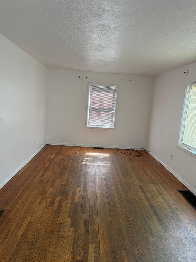 Photo - 2119 Bellefontaine Ave