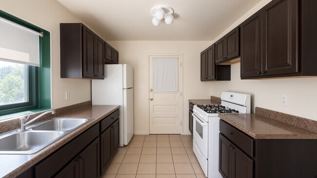 Building Photo - 2839 W Rosemont Ave