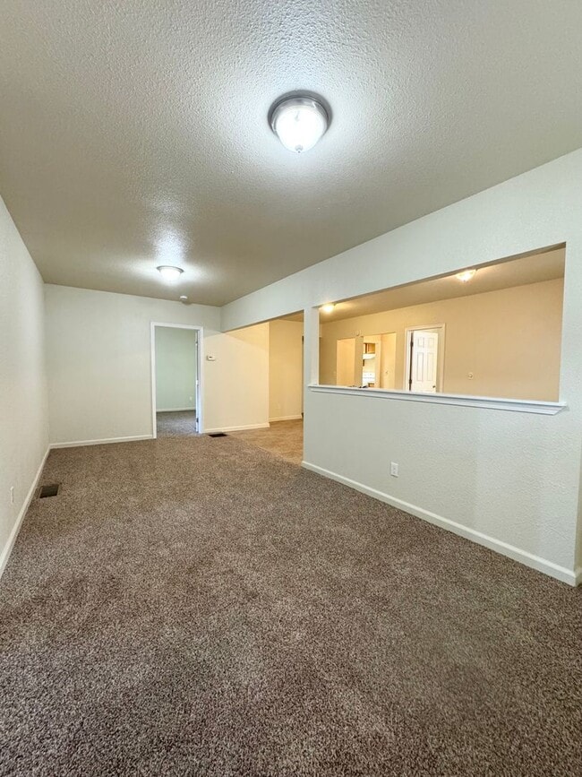 Photo - OL2441 Unidad A