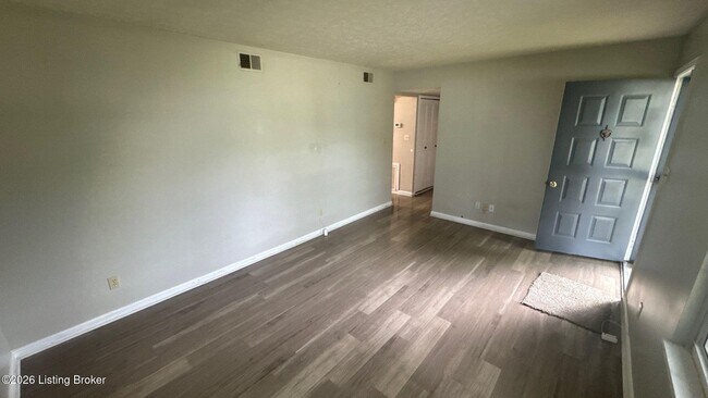 Photo - 5807 Larkgrove Dr