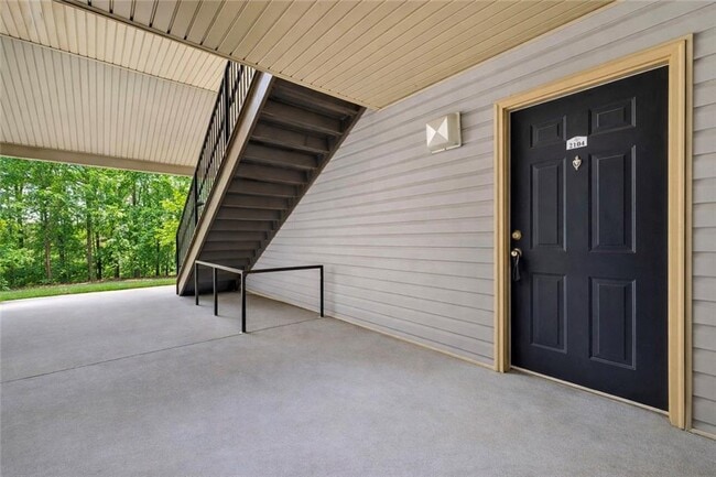 Photo - 2104 Fairington Club Dr