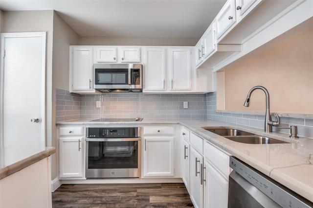 Building Photo - 202 Samuel Blvd Unit C2