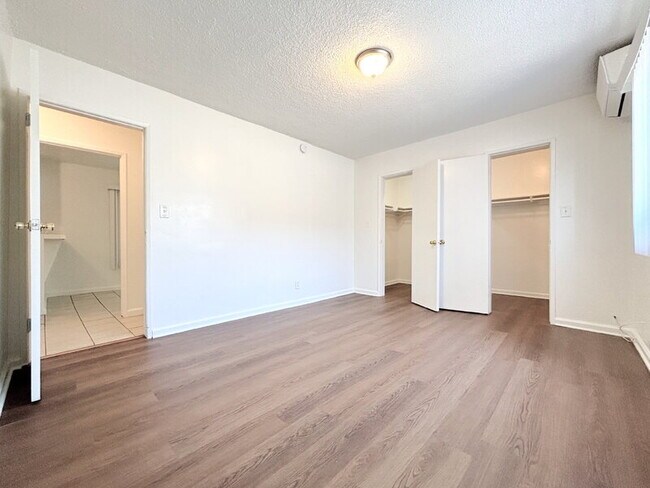 Photo - 10208 S Inglewood Ave Unidad 2