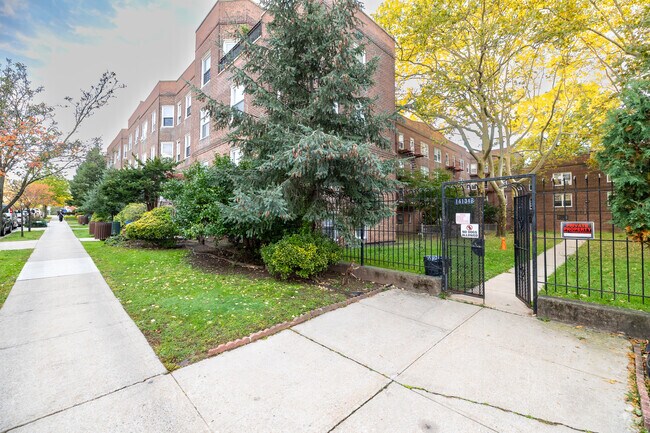 Photo - Regency Gardens