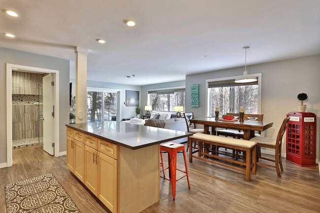 Building Photo - 95 Killington Ctr Dr Unit ID1249018P Rental