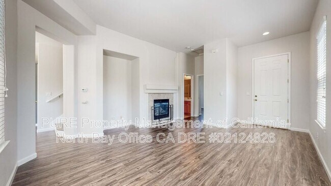 Photo - 5 Royal Gorge St