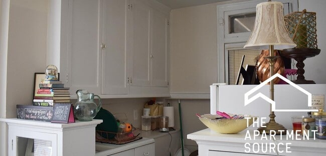 Photo - 3821 N Greenview Ave Unit 1E