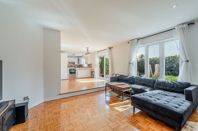 Photo - 18470 Rue Antoine-Faucon