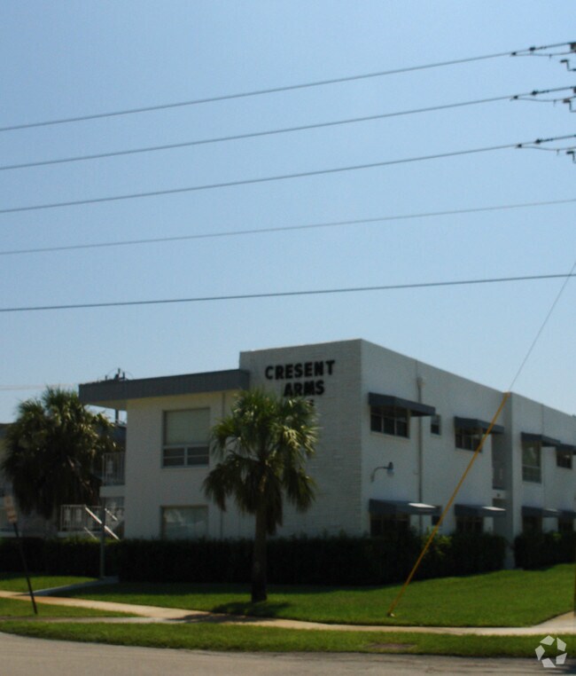 Crescent Arms Apartments
