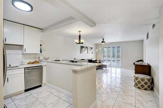 Building Photo - 253 S Cypress Rd Unit 218 Rental