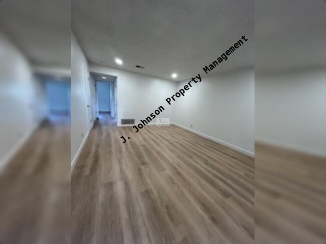 Photo - Great 2 Bedroom Unit for Rent Unidad A