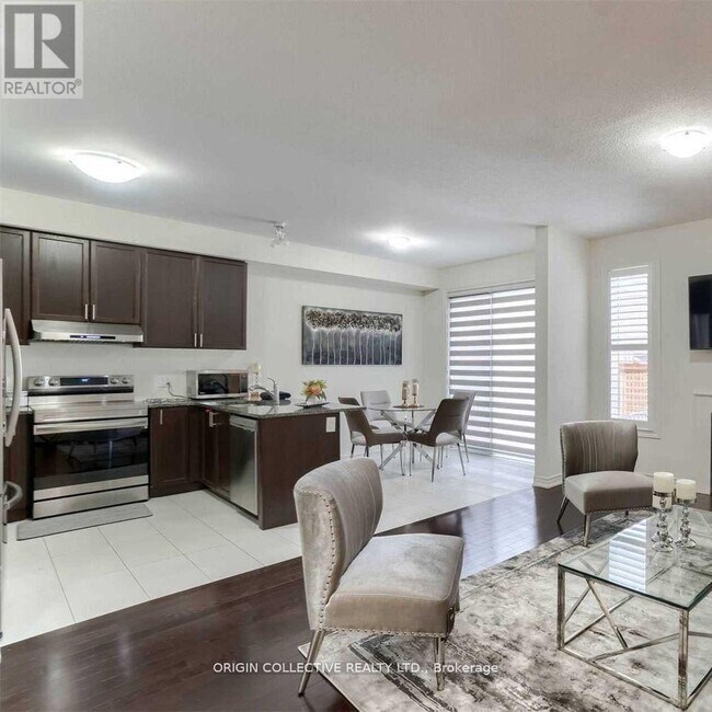 Photo - 15 Germain Cir