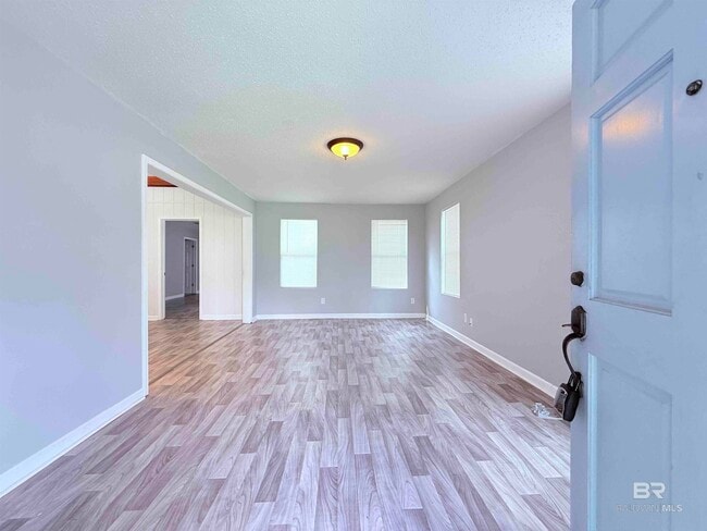 Photo - 8853 Wellsworld St