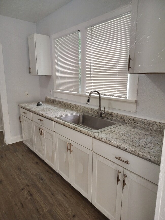 Photo - 148 Princeton St