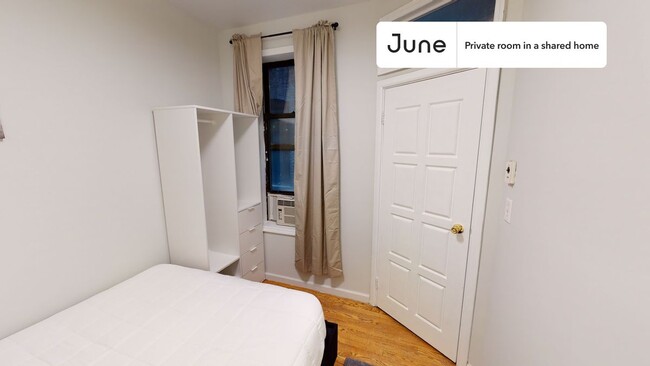 Room in Shared 3 bed/1 bath home in Upper West Side