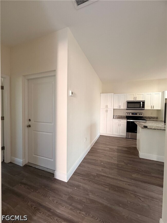 Photo - 454 Grant Blvd