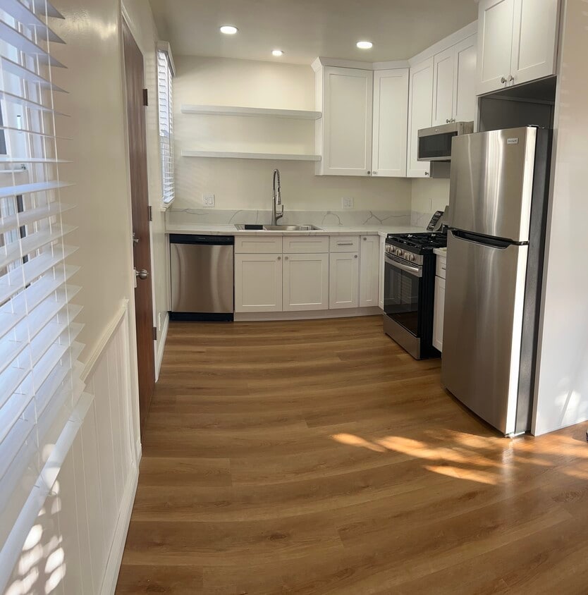 Photo - Inglewood Duplex $1,350 per month