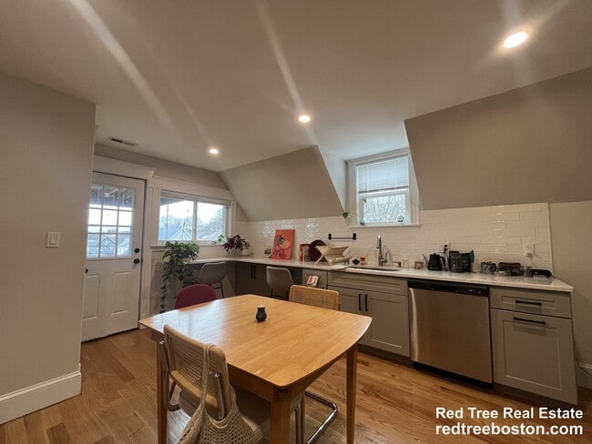 Photo - 18 Colberg Ave Unit 3