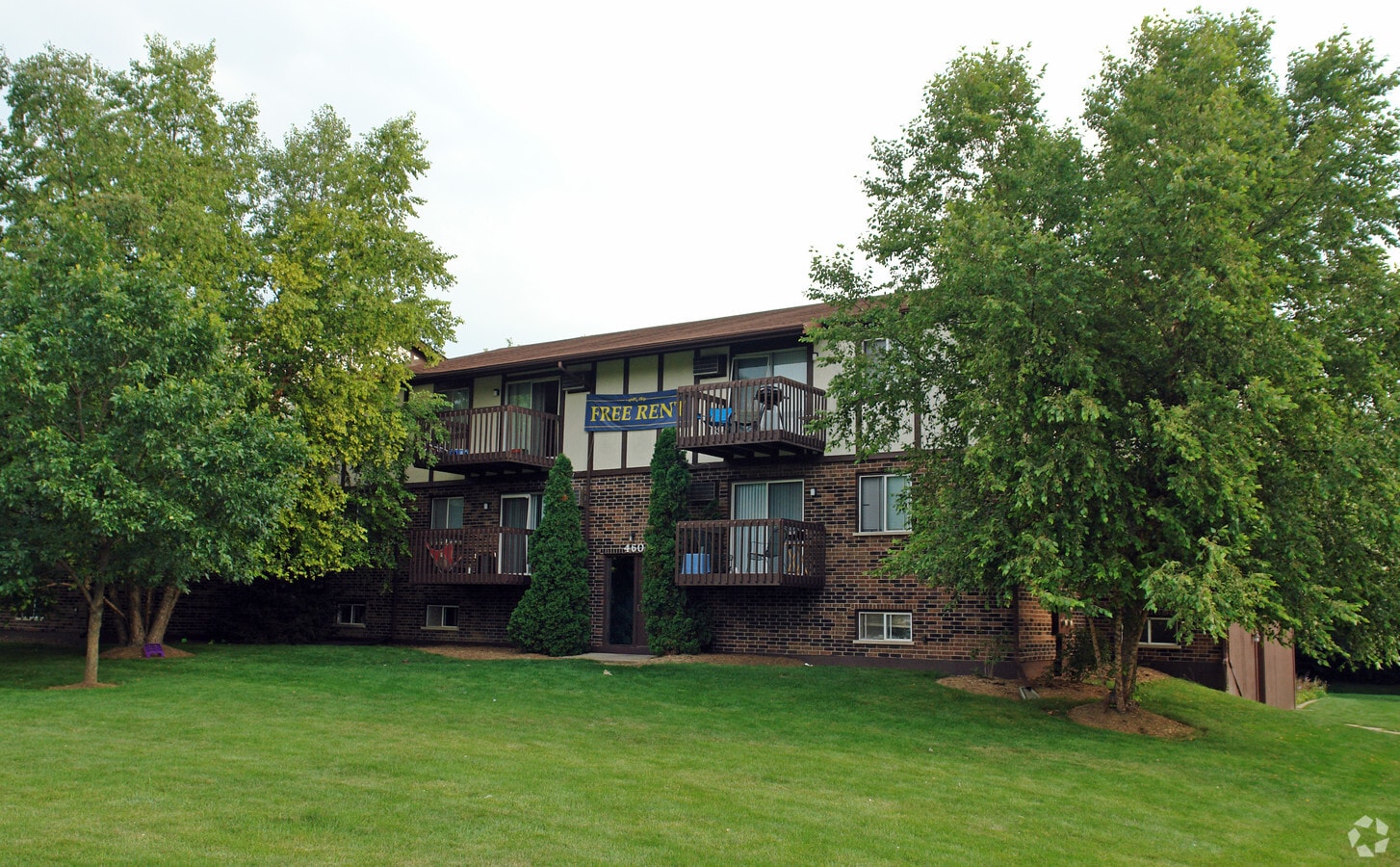 Buckingham Court - Buckingham Court Apartments