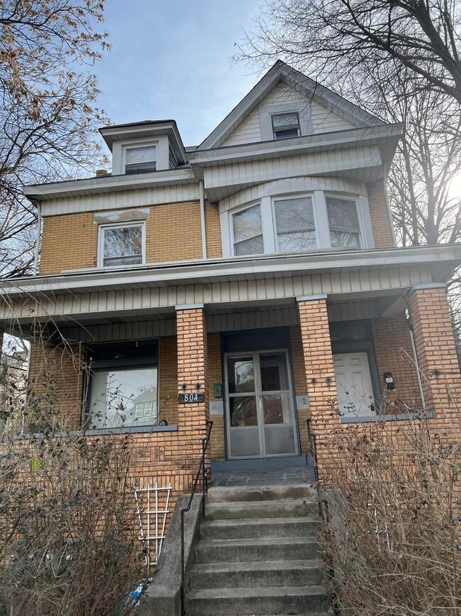 Building Photo - 804 Heths Ave Unit 804 Heths Ave - 2 Rental