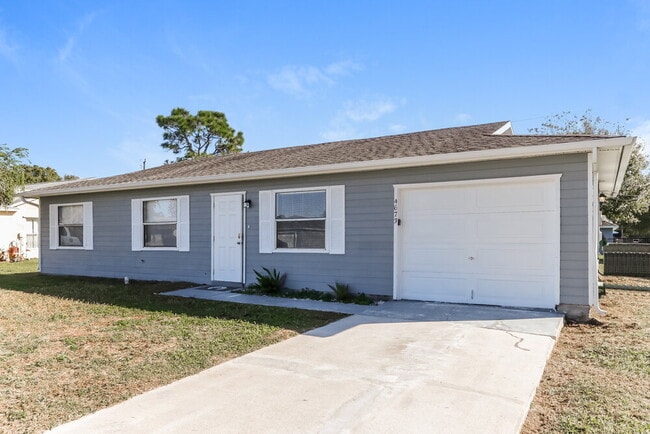 Photo - 4673 SW Monaco St