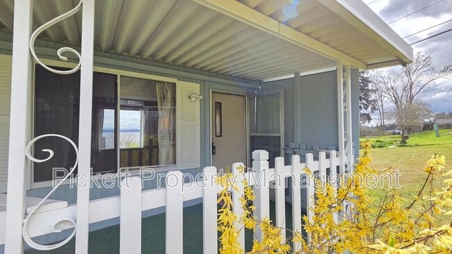 Photo - 2397 Alaska Ave E