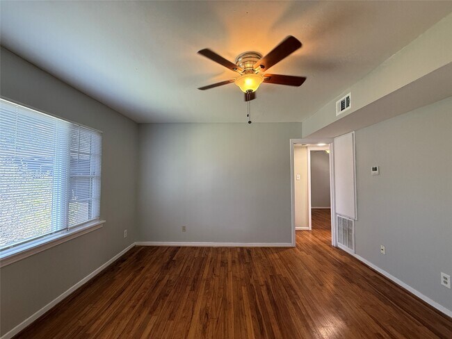 Photo - 1314 Heights Blvd Unit 3