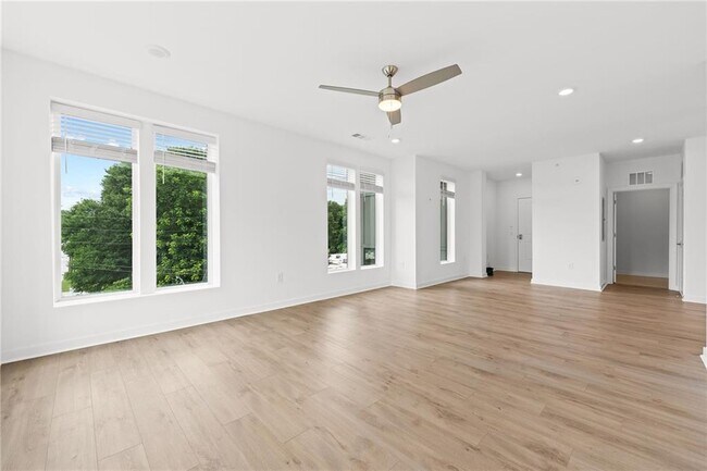Photo - 371 Grant Cir SE Unit 1844