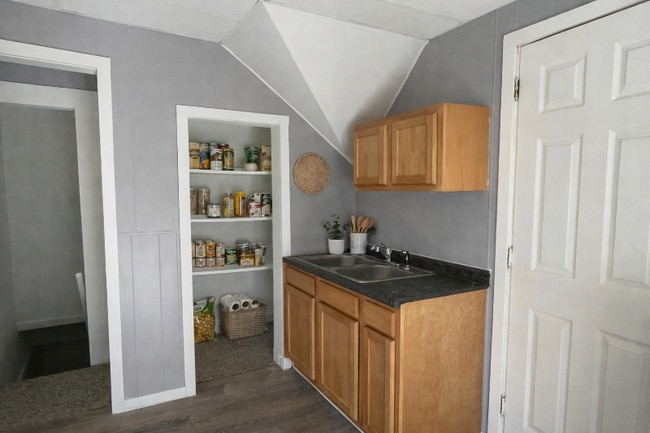 Photo - 1222 Eastern Ave SE Unit 2