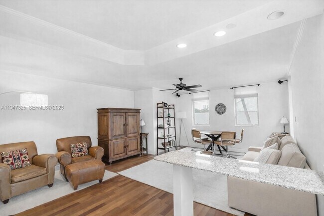 Photo - 1532 Drexel Ave Unidad 303