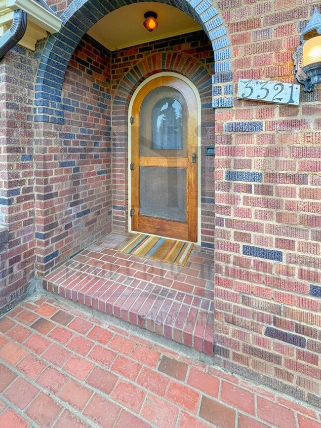Photo - **COMING SOON** Beautiful Down River Brick Bungalow with River Views