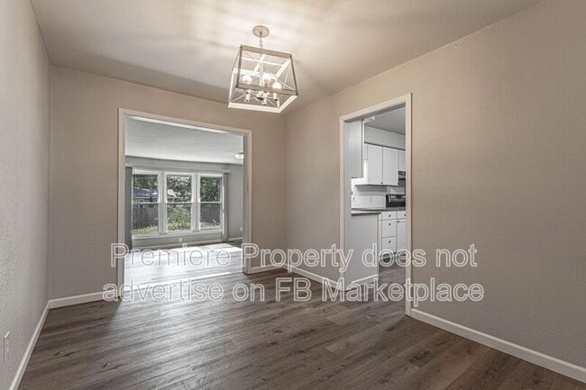 Photo - 5709 W 75th St