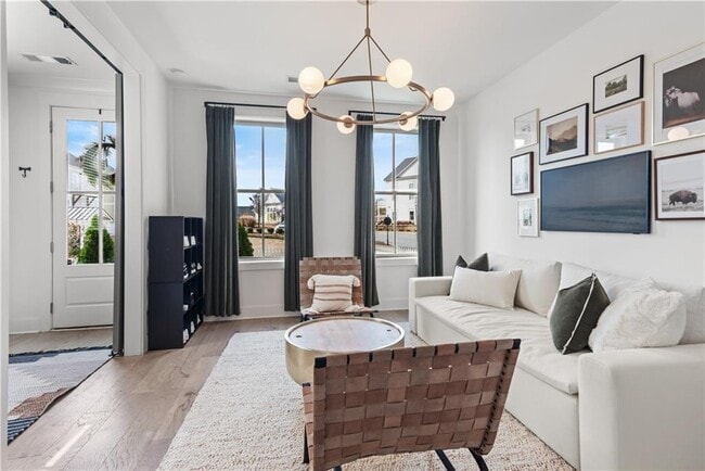 Photo - 1007 Croft Ln