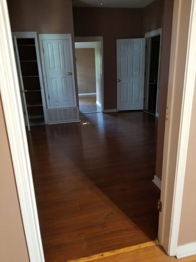 Photo - 398 N Spring St