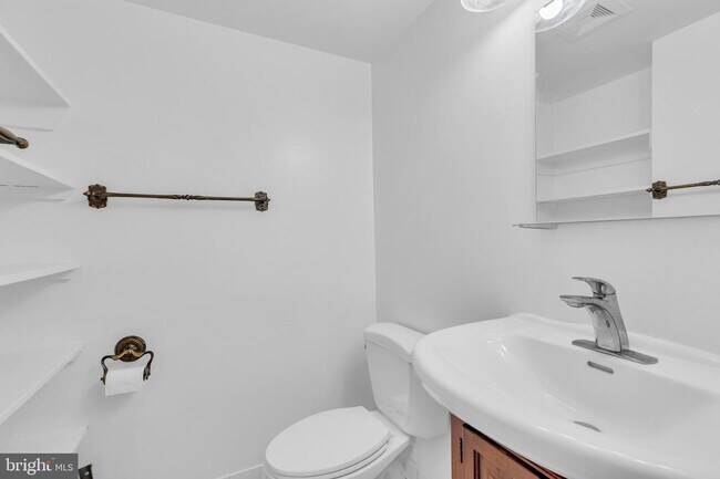 Photo - 12413 Braxfield Ct