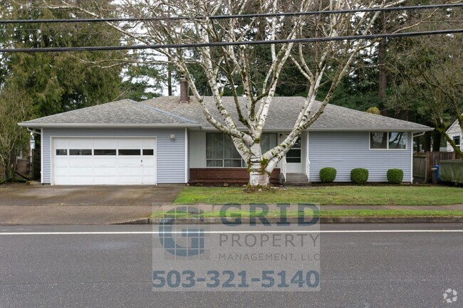 Building Photo - Spacious 3 Bedroom Ranch Home in SE Portland!