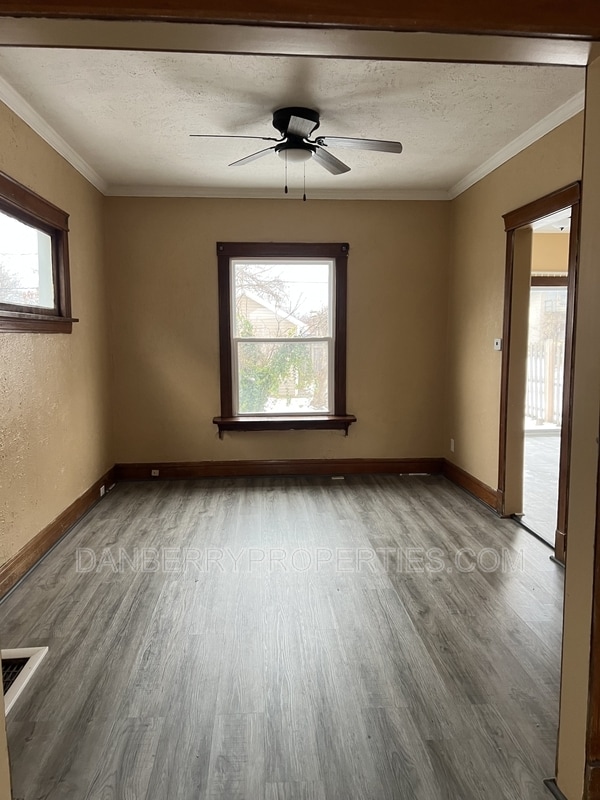 Photo - 2416 Lawton Ave