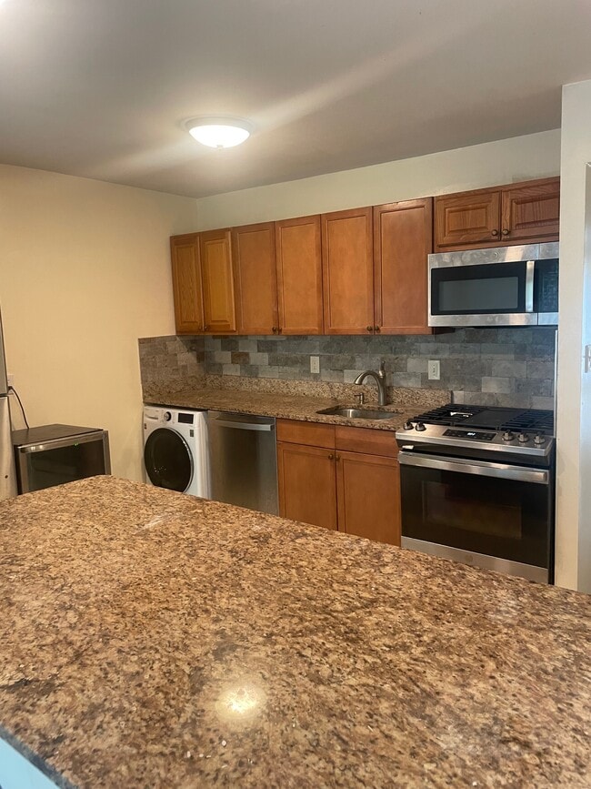 Building Photo - 8479 Greenbelt Rd Unit Greenbelt